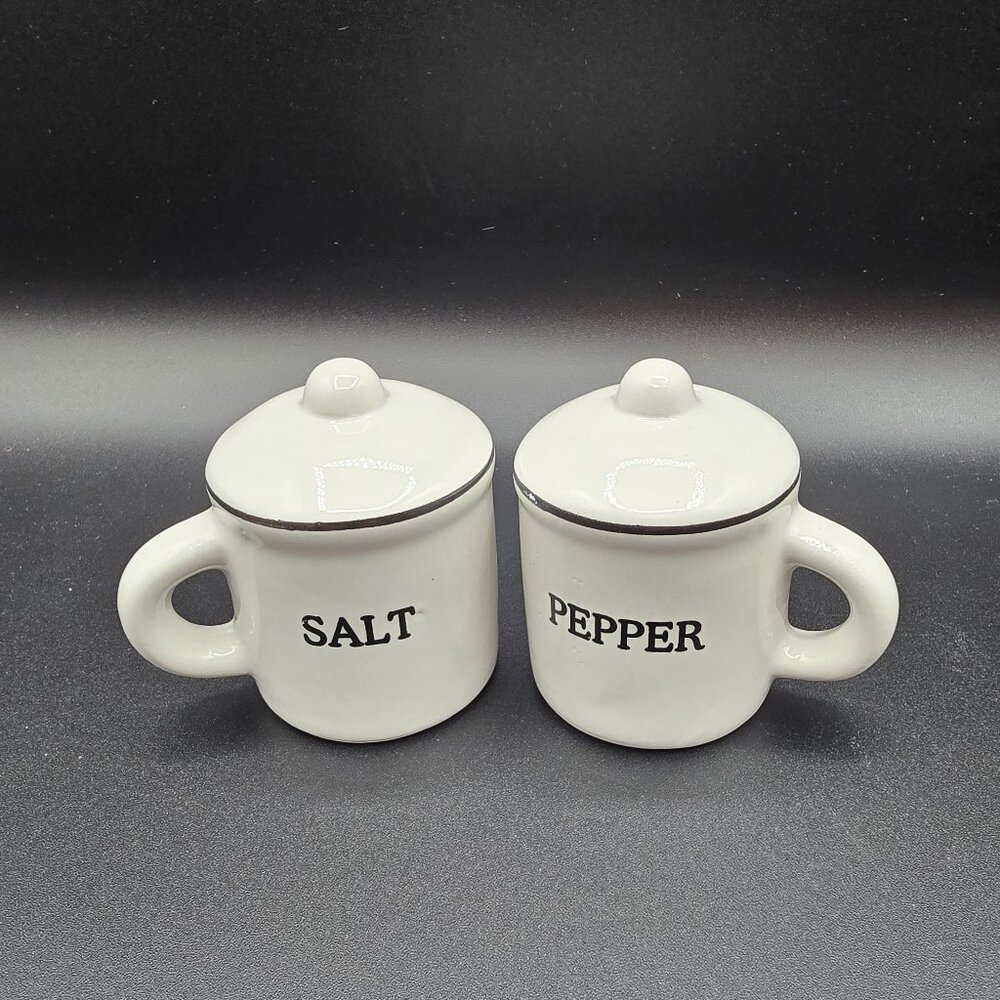Ceramic Salt & Pepper Shakers w/ Handles – Market Square – NIB